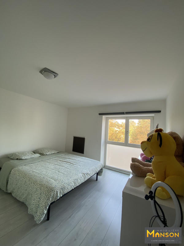 Appartement - 102 m² - 5 pièces