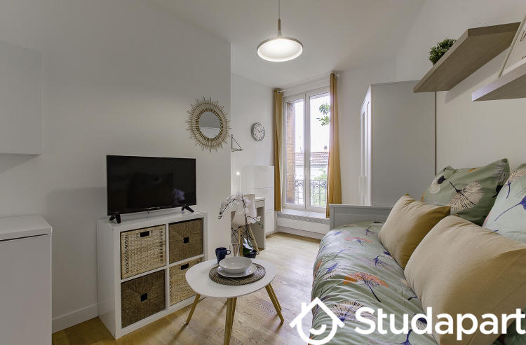 Chambre - 11 m² - 1 pièce