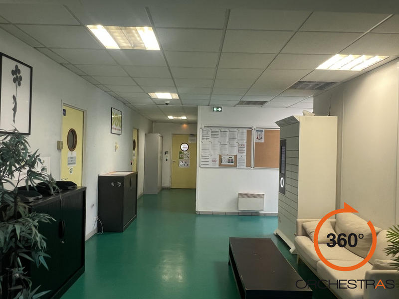 Entrepôt - 3 541 m²