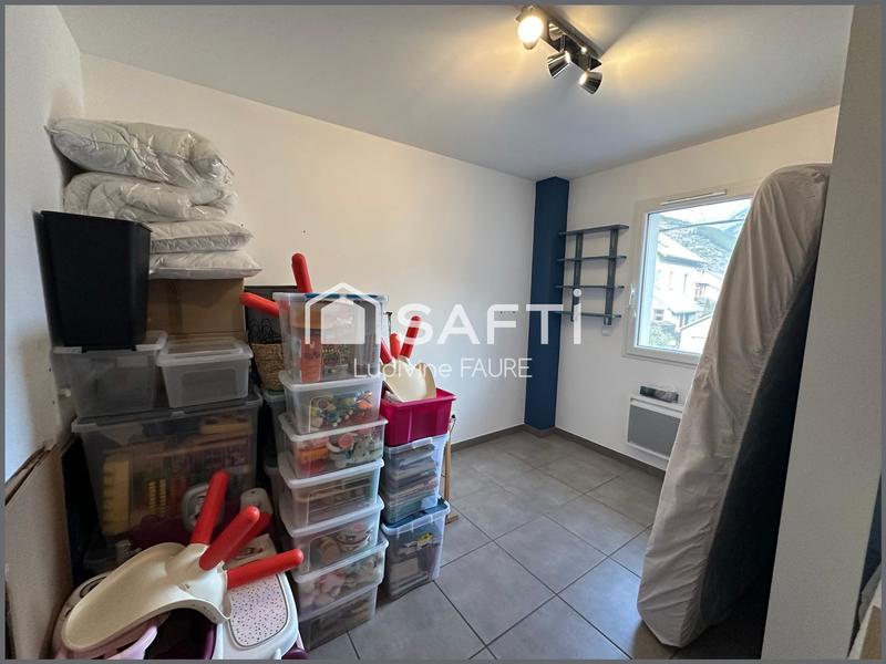 Maison - 95 m² - 5 pièces