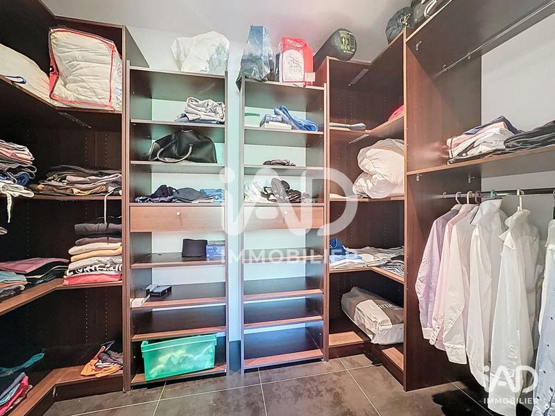 Maison - 182 m² - 5 pièces