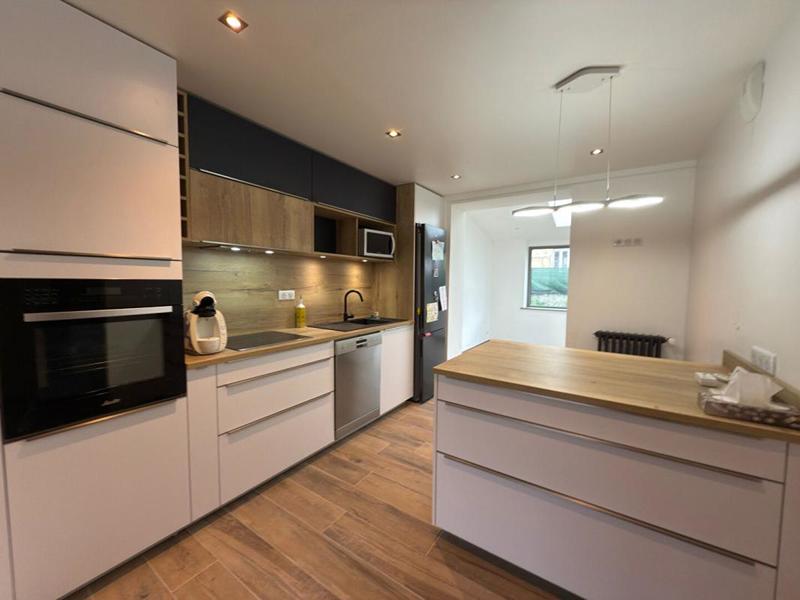 Maison - 146 m² - 7 pièces