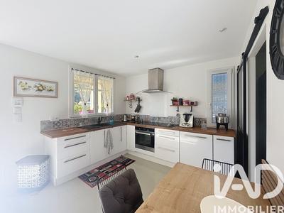 Maison - 79 m² - 3 pièces