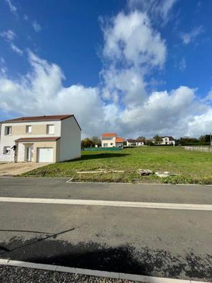 Maison - 85 m² - 5 pièces