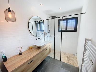 Villa - 140 m² - 5 pièces