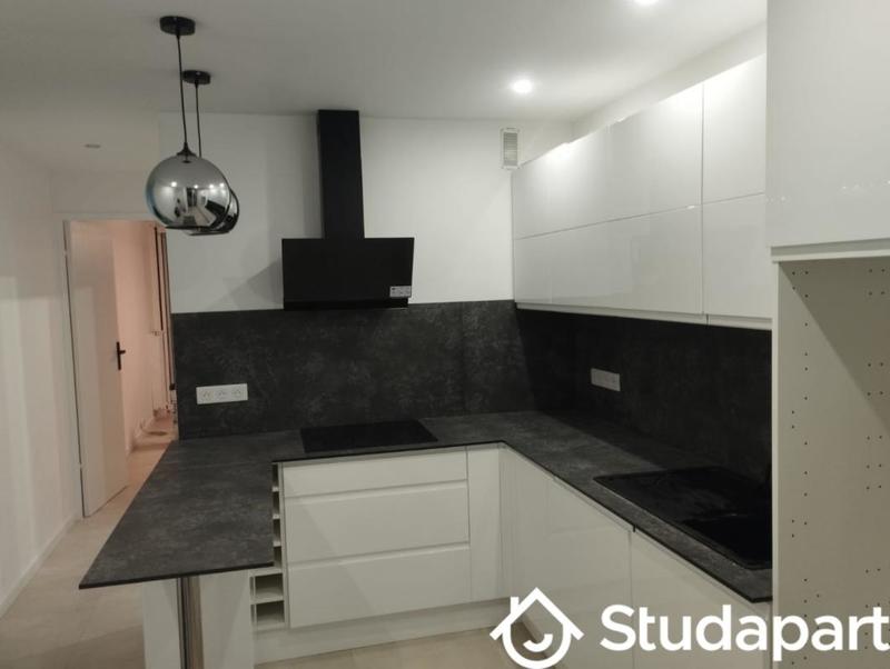 Chambre - 12 m² - 1 pièce