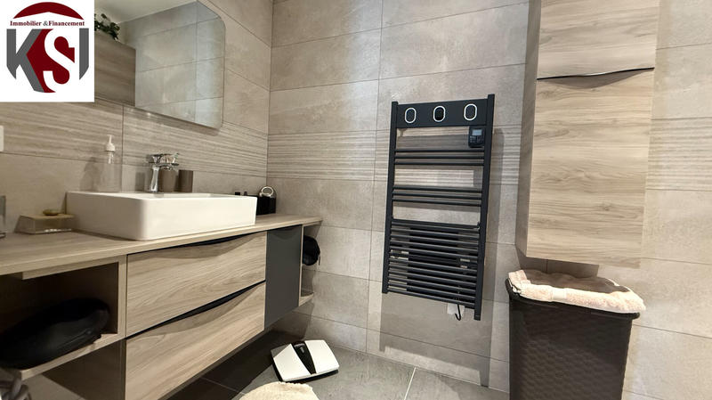 Appartement - 64 m² - 3 pièces