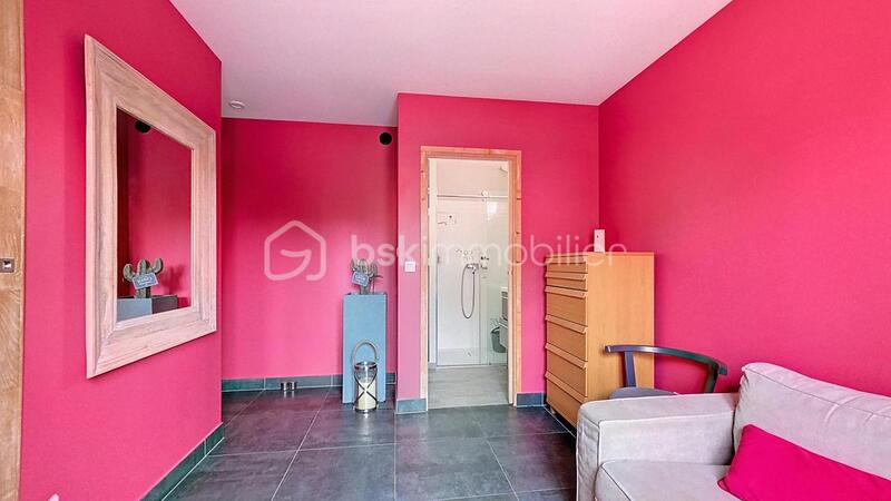 Maison - 171 m² - 7 pièces