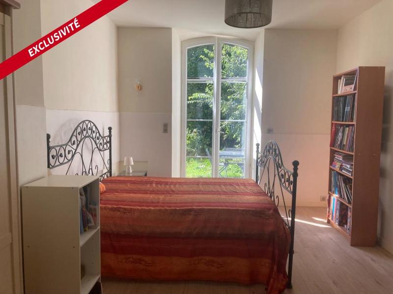 Maison - 301 m² - 11 pièces