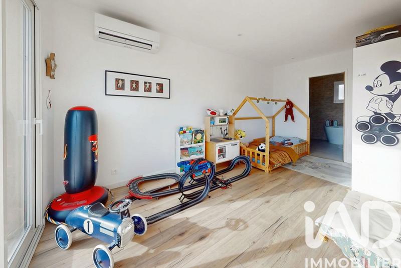 Maison de village - 100 m² - 4 pièces