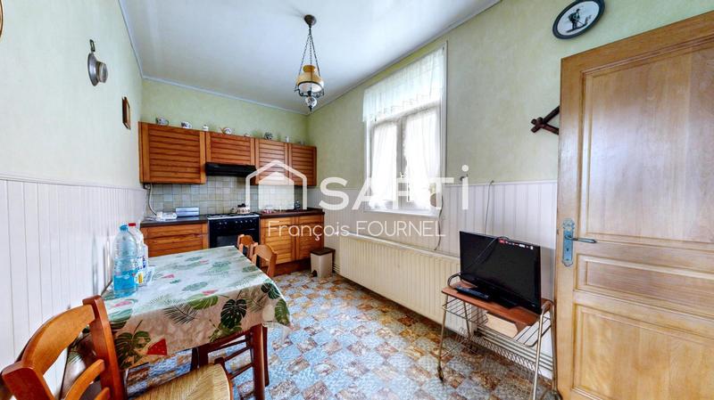 Maison - 95 m² - 5 pièces