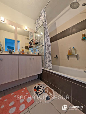 Appartement - 64 m² - 3 pièces