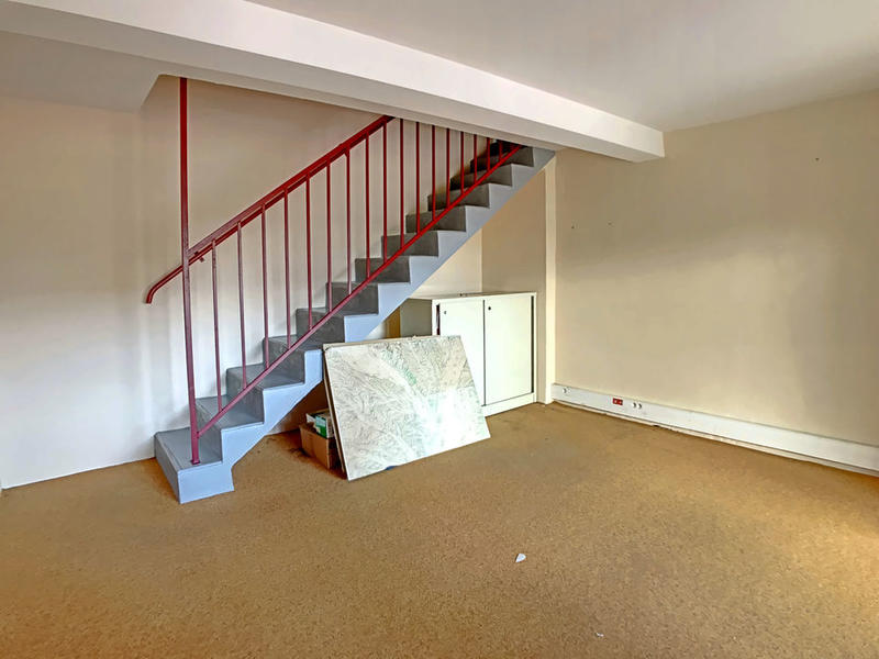 Maison - 283 m² - 10 pièces