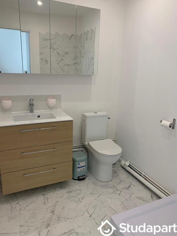 Chambre - 10 m² - 1 pièce