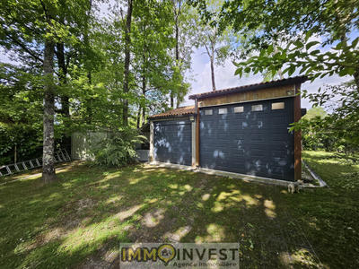 Propriété - 260 m² - 9 pièces