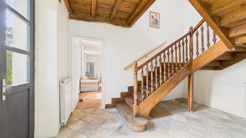 Maison - 530 m² - 12 pièces