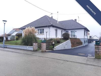 Maison - 211 m² - 7 pièces