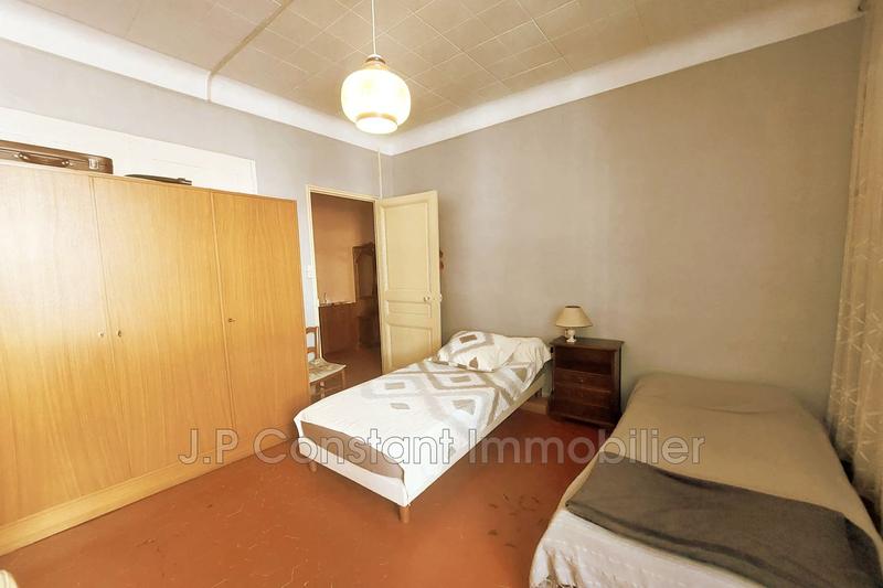 Maison - 460 m² - 17 pièces