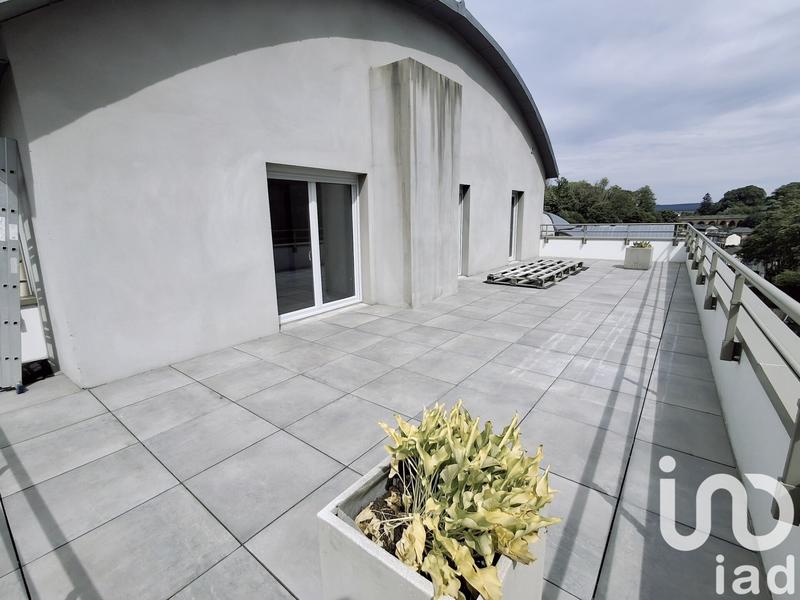 Appartement - 82 m² - 3 pièces