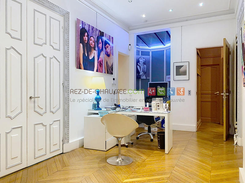 Bureau - 258 m² - 7 pièces