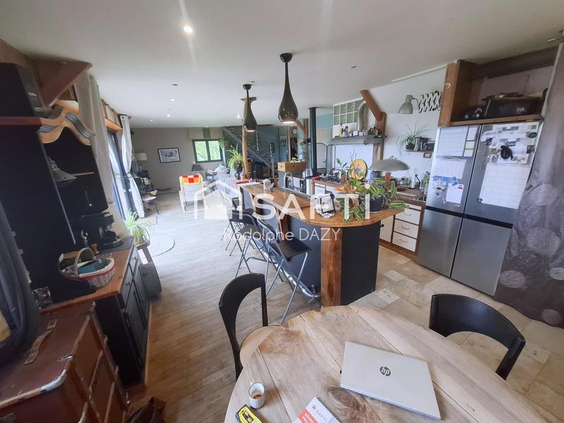 Maison - 145 m² - 7 pièces