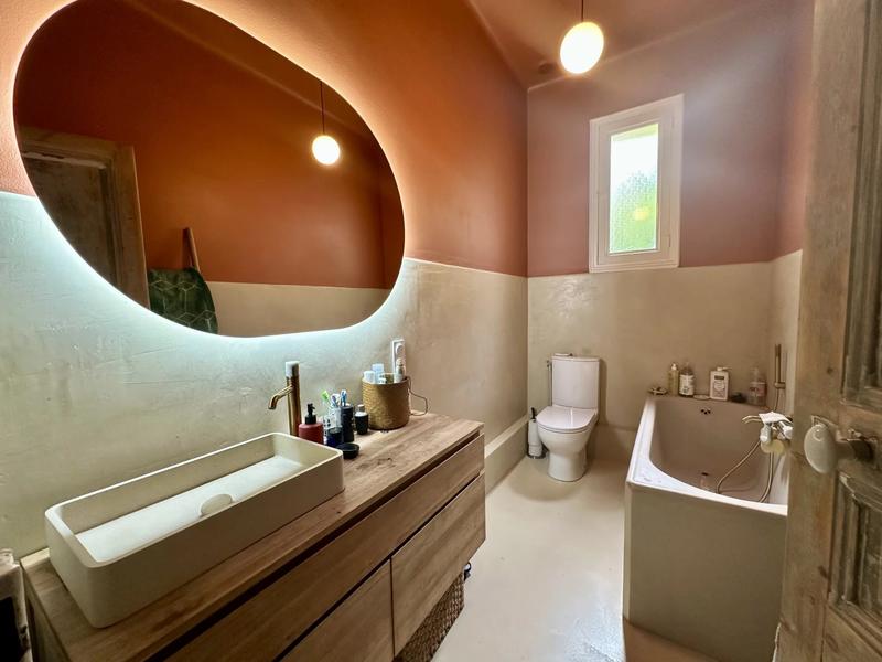 Mas - 137 m² - 5 pièces