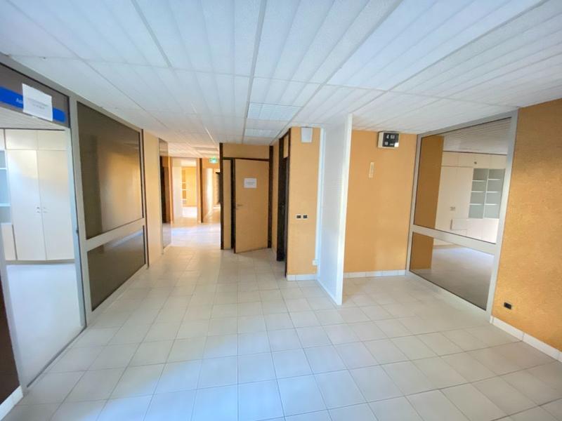 Local commercial - 380 m²