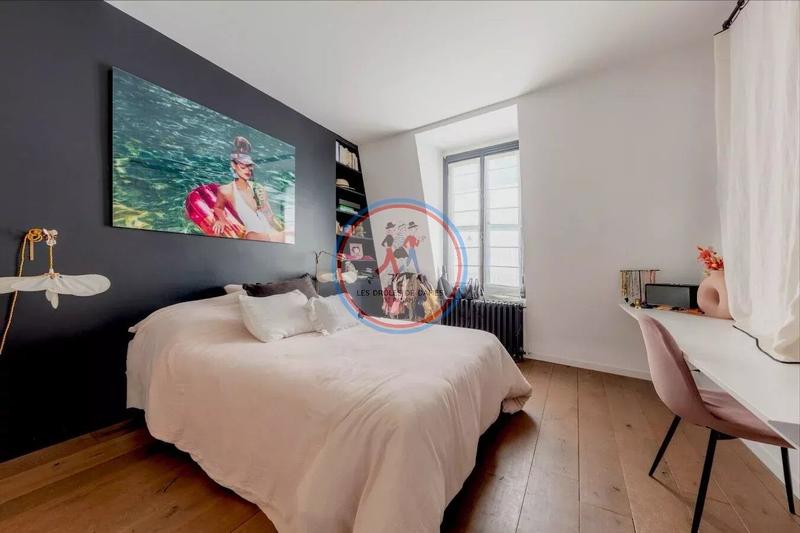 Appartement - 159 m² - 5 pièces