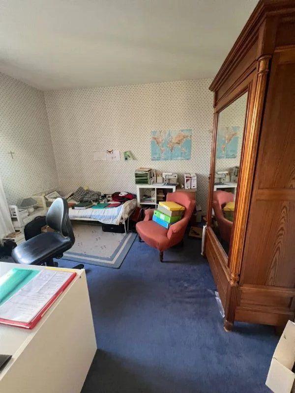 Maison - 200 m² - 9 pièces