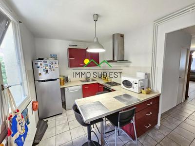 Appartement - 97 m² - 5 pièces