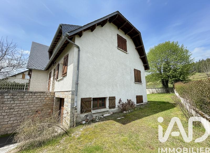 Maison - 178 m² - 7 pièces