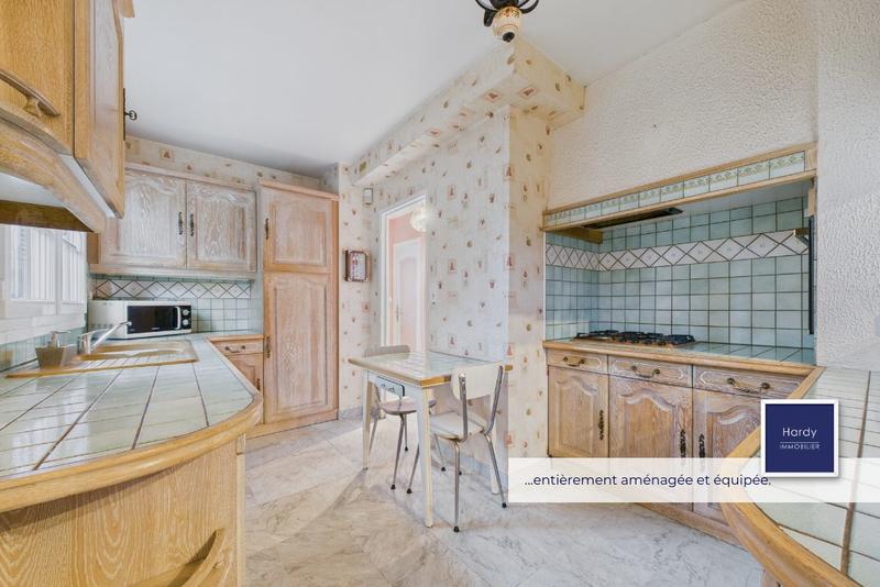 Maison - 93 m² - 5 pièces