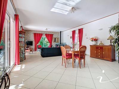 Villa - 154 m² - 5 pièces