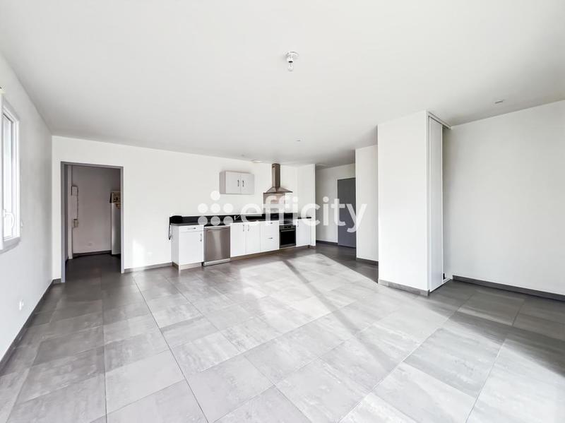 Maison - 76 m² - 4 pièces