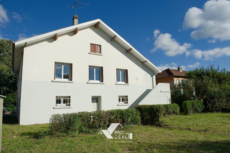 Maison - 150 m² - 8 pièces