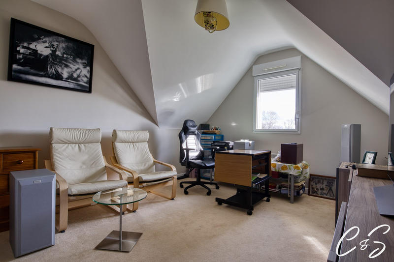 Maison - 131 m² - 6 pièces