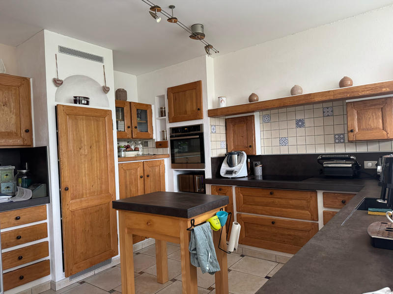 Maison - 184 m² - 5 pièces