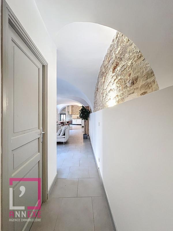 Appartement - 95 m² - 4 pièces