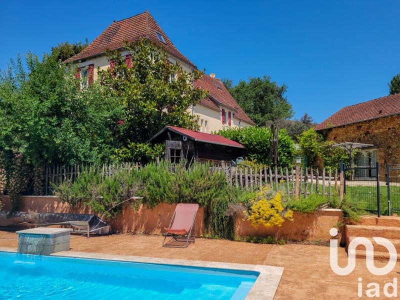 Maison - 338 m² - 7 pièces