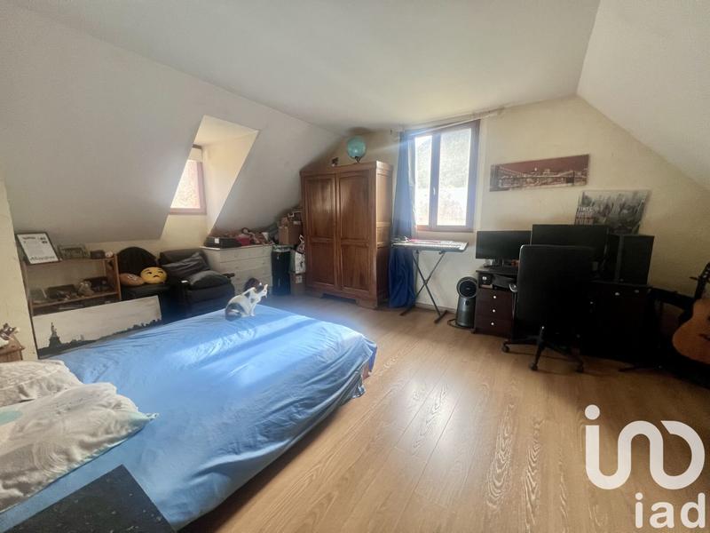 Maison - 274 m² - 10 pièces