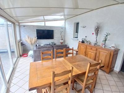 Maison - 95 m² - 4 pièces