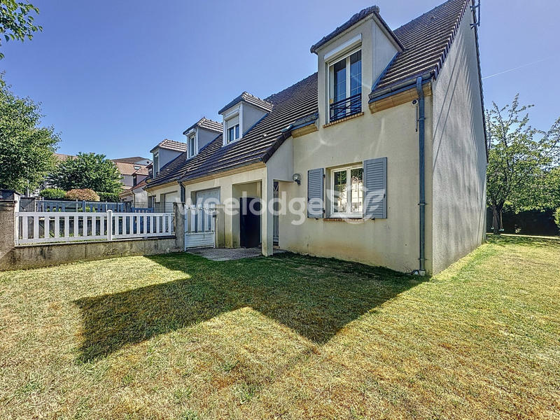 Maison - 100 m² - 6 pièces