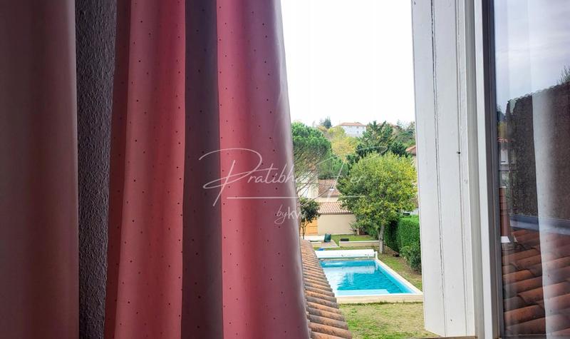 Maison bourgeoise - 180 m² - 7 pièces