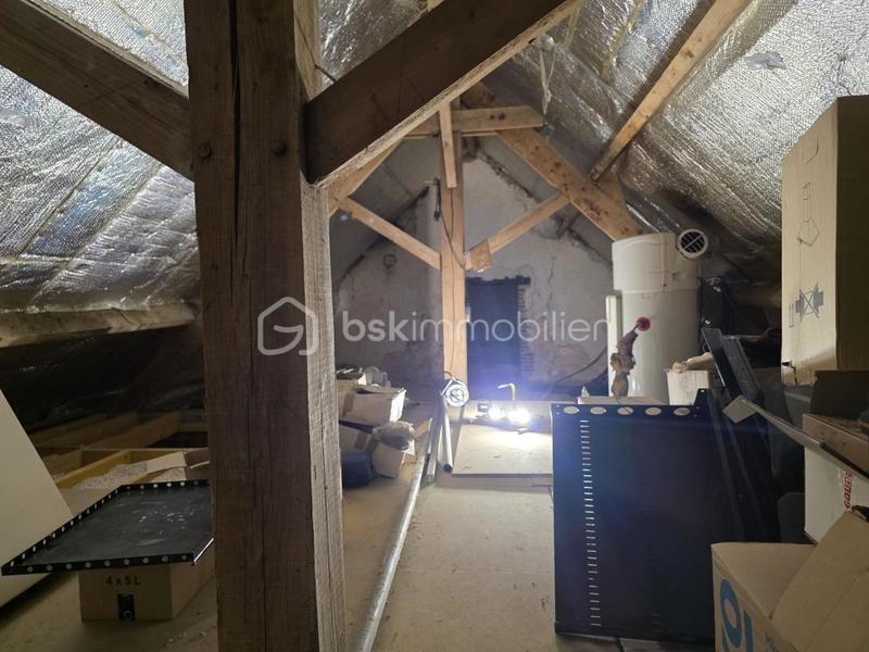 Maison traditionnelle - 189 m² - 8 pièces