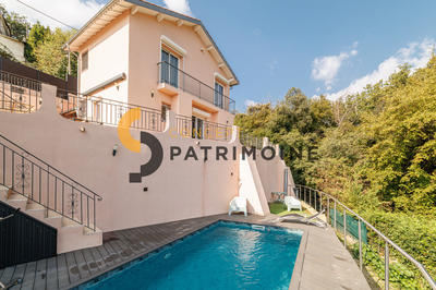 Maison - 81 m² - 4 pièces