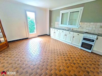 Maison - 85 m² - 3 pièces