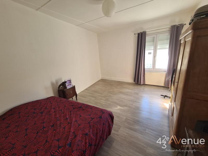 Immeuble - 250 m² - 4 pièces