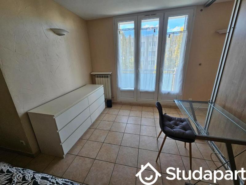 Chambre - 21 m² - 1 pièce