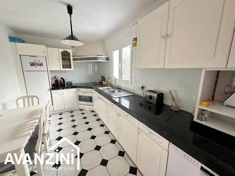 Maison - 110 m² - 4 pièces