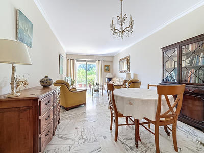 Appartement - 104 m² - 4 pièces